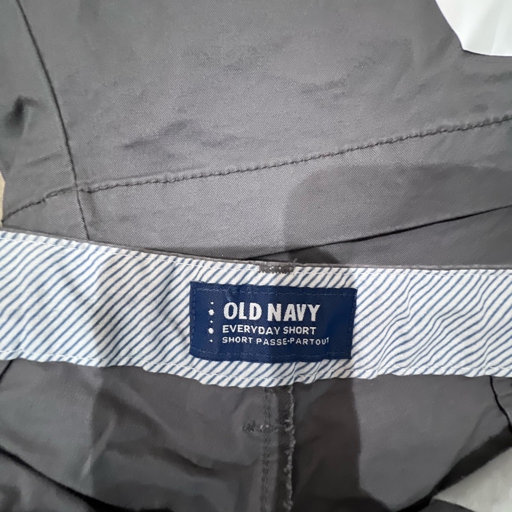 3 pairs 1 NWT Old Navy ladies shorts yellow grey sz 0 - Picture 2 of 6